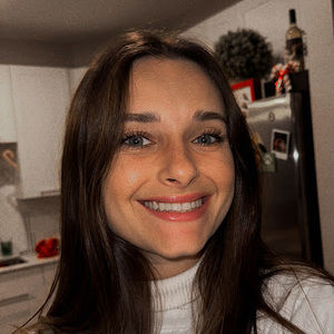 Meet your Posher, Hope